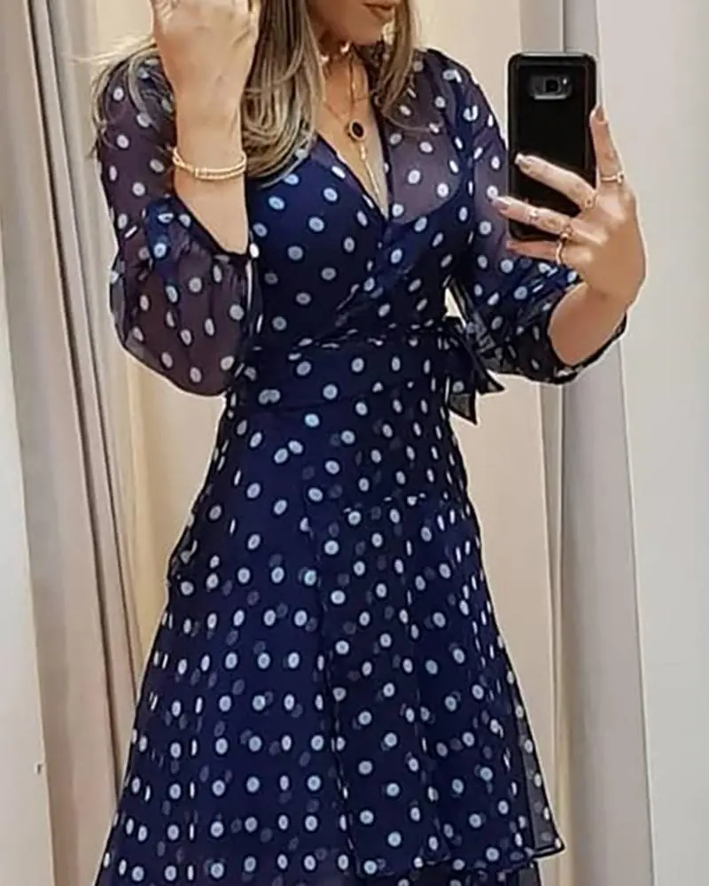 Party Dresses For The Holiday Season