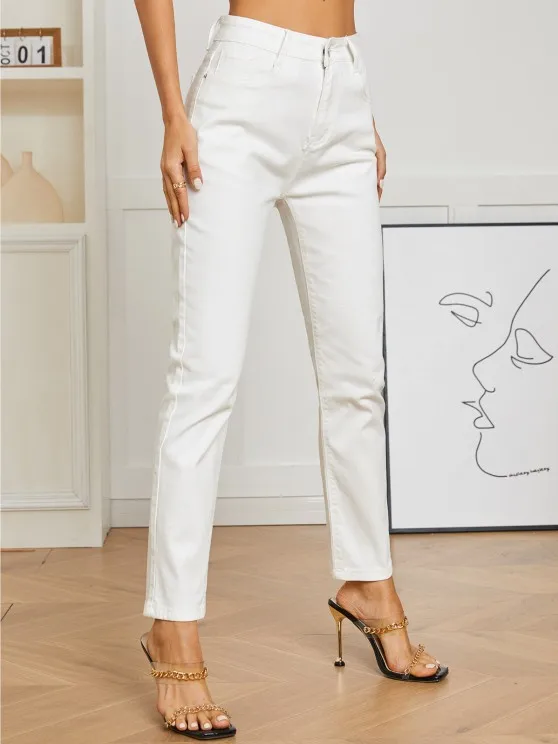 Outfits That Matches With Denim Jackets