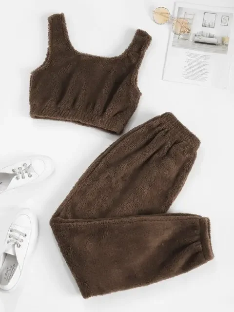 How To Fashionably Style A Blouse