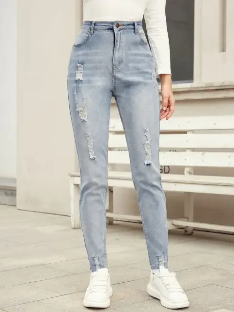 Blankpink LISA's Flannel and Denim-Inspired Looks