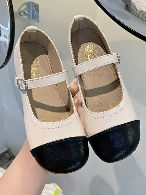 Women's Flats That Are The Biggest Hits Right Now