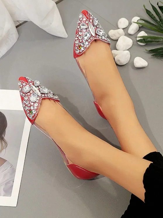 Women's Flats That Are The Biggest Hits Right Now