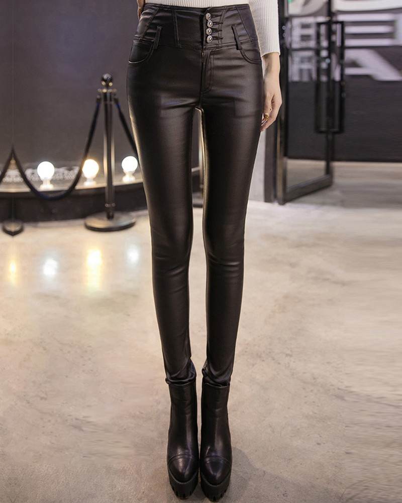Julia Robert's Winter Outfit Ideas