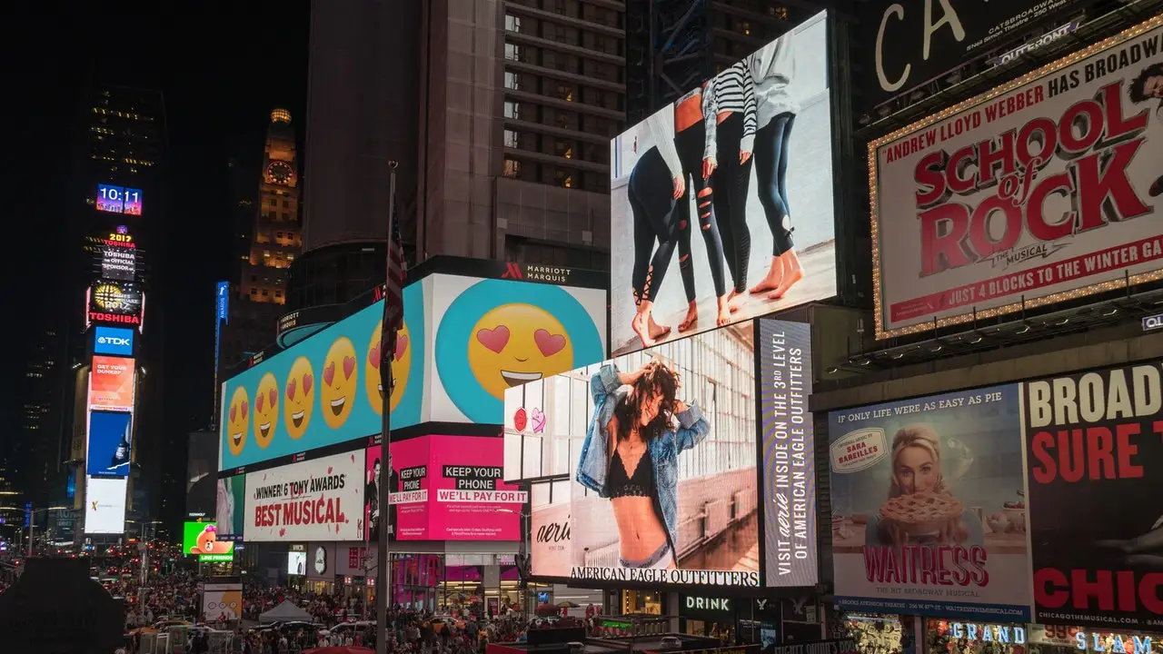 How to increase brand awareness before, during, and after the holidays