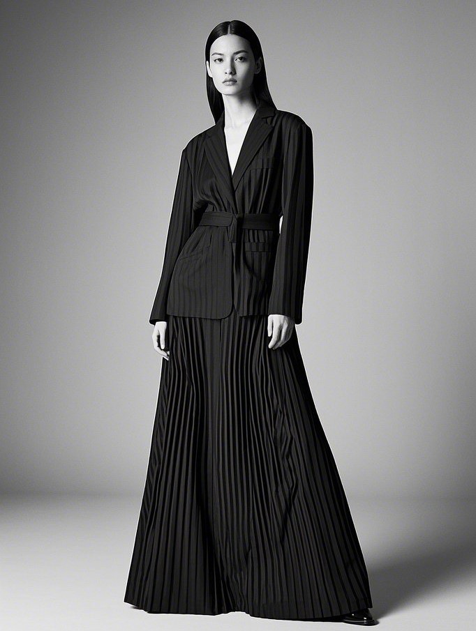 Monochrome & Vertical Lines